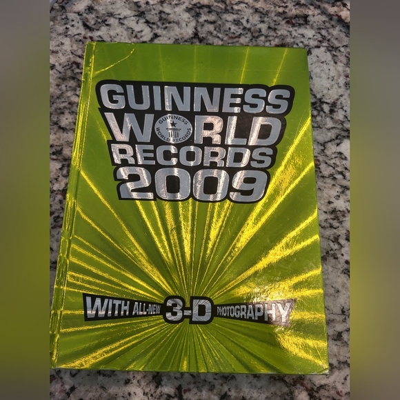 Guinness World Records 2009 With All-New 3-D Photography - Picture 2 of 4